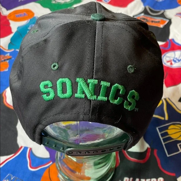Vintage NBA Seattle SuperSonics SnapBack Hat - Picture 4 of 6